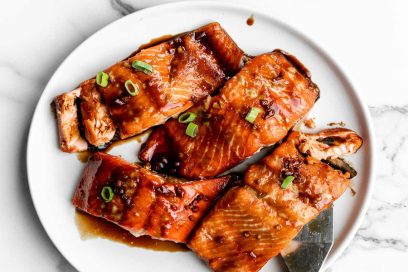 Honey Garlic Glazed Salmon