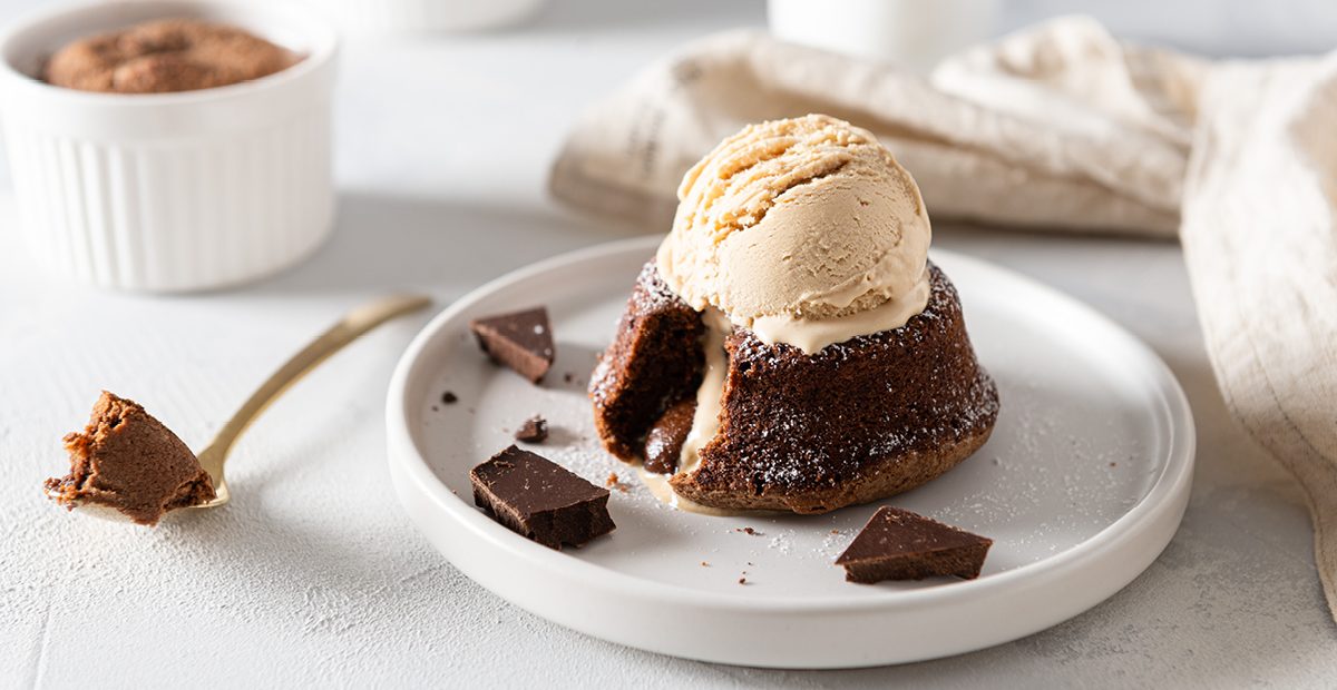 Peanut Butter Explosion Cakes