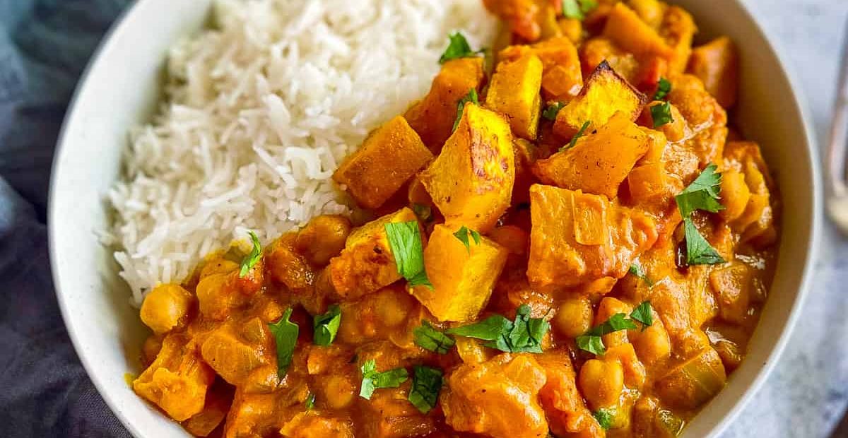 Squash and Chickpea Curry